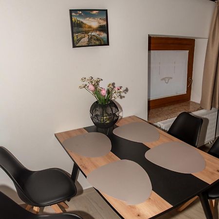 Apartmaji Tinta Kanal Ngoại thất bức ảnh