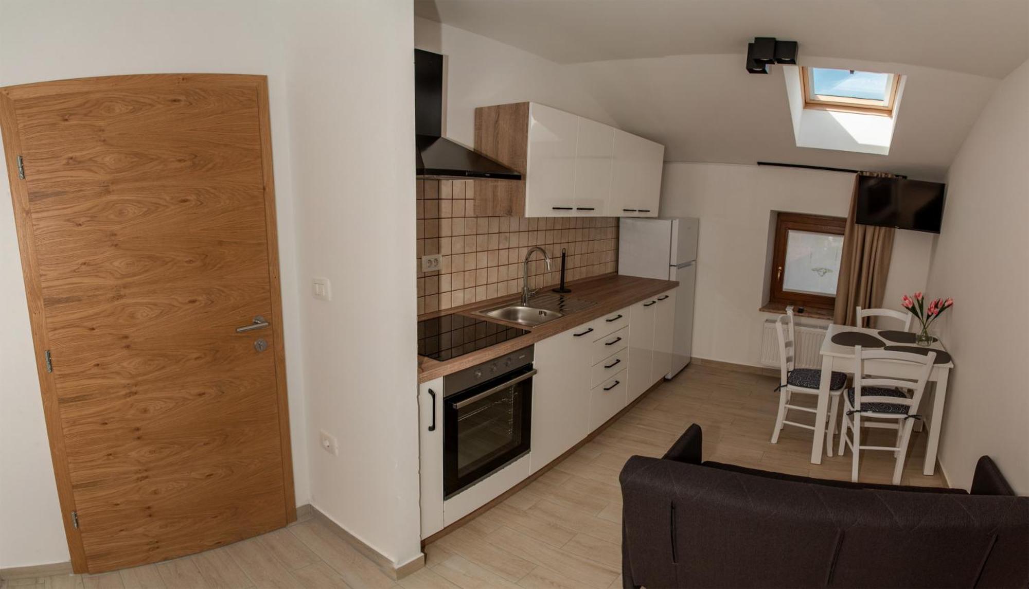 Apartmaji Tinta Kanal Ngoại thất bức ảnh