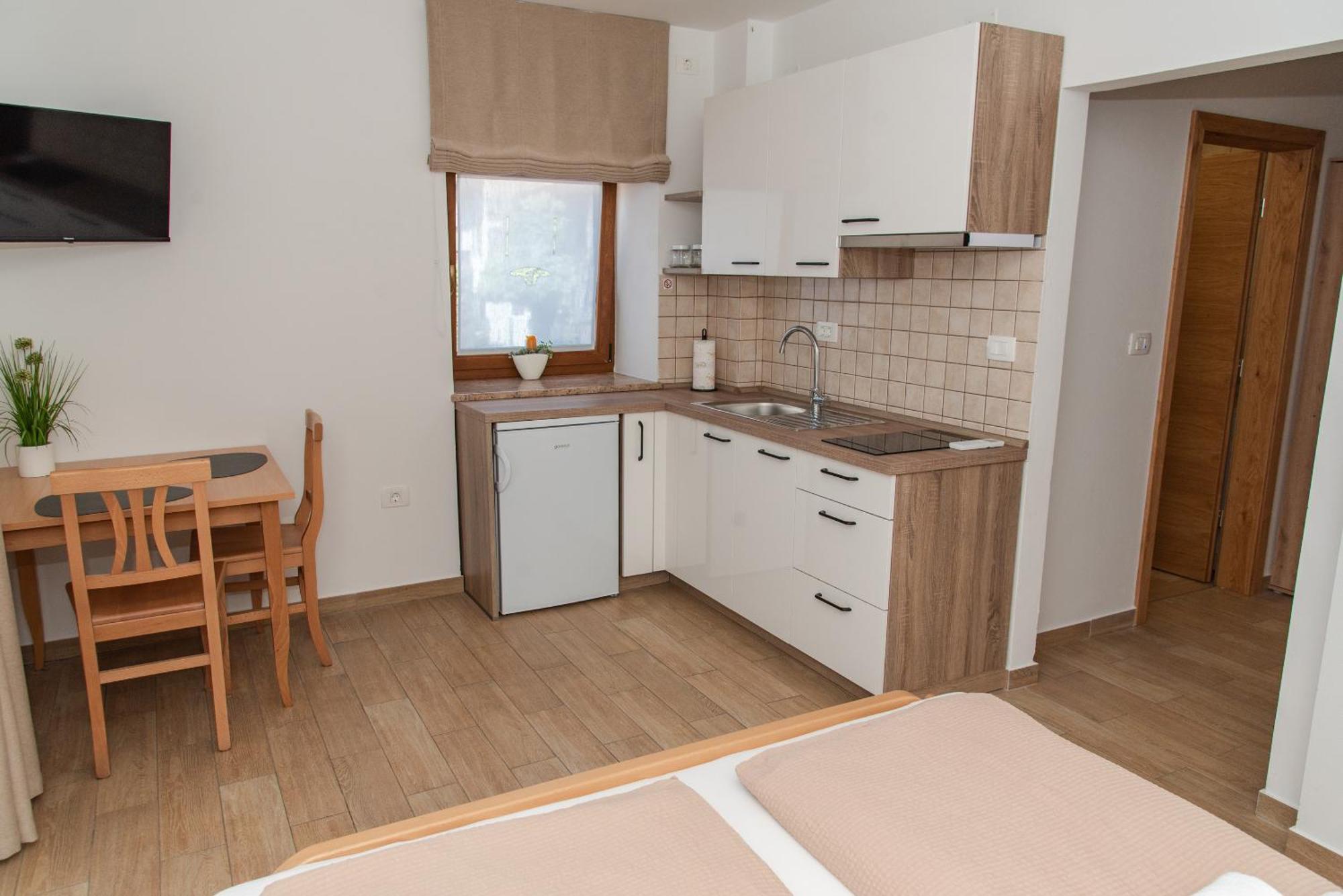 Apartmaji Tinta Kanal Ngoại thất bức ảnh