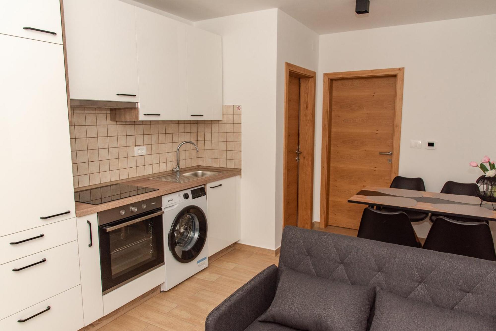 Apartmaji Tinta Kanal Phòng bức ảnh